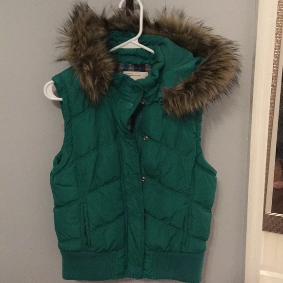Bundle Green Puffer &Blue/WhitePlaid Vest - Picture 3 of 7
